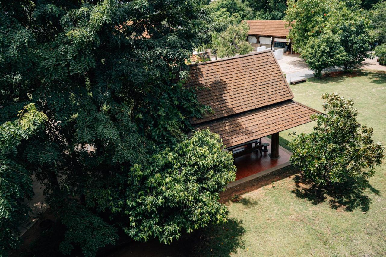 Inpawa Hotel Ban Phai Exterior foto
